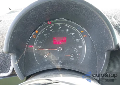 2006 Volkswagen New Beetle 2.5 z USA, uszkodzony, nr VIN 3VWRG31Y36M331411